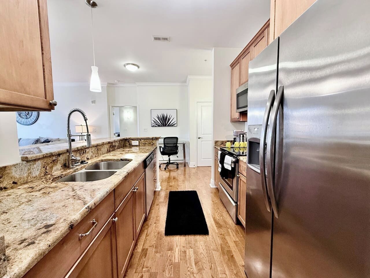 Microwave, oven, dishwasher, coffee/tea maker