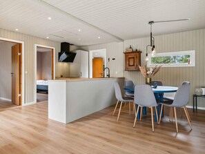 House | Interior - 5 Star Holiday Home in Hals (Hals)