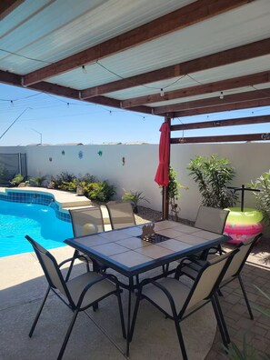 Outdoor pool - The Pool House (Mesa)