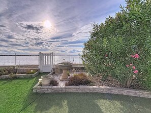Property grounds - Les cabanes de Pérols by Interhome (Pérols)