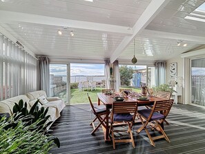 Dining - Les cabanes de Pérols by Interhome (Pérols)