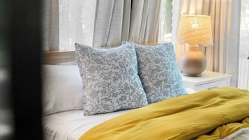 3 bedrooms, WiFi, bed sheets