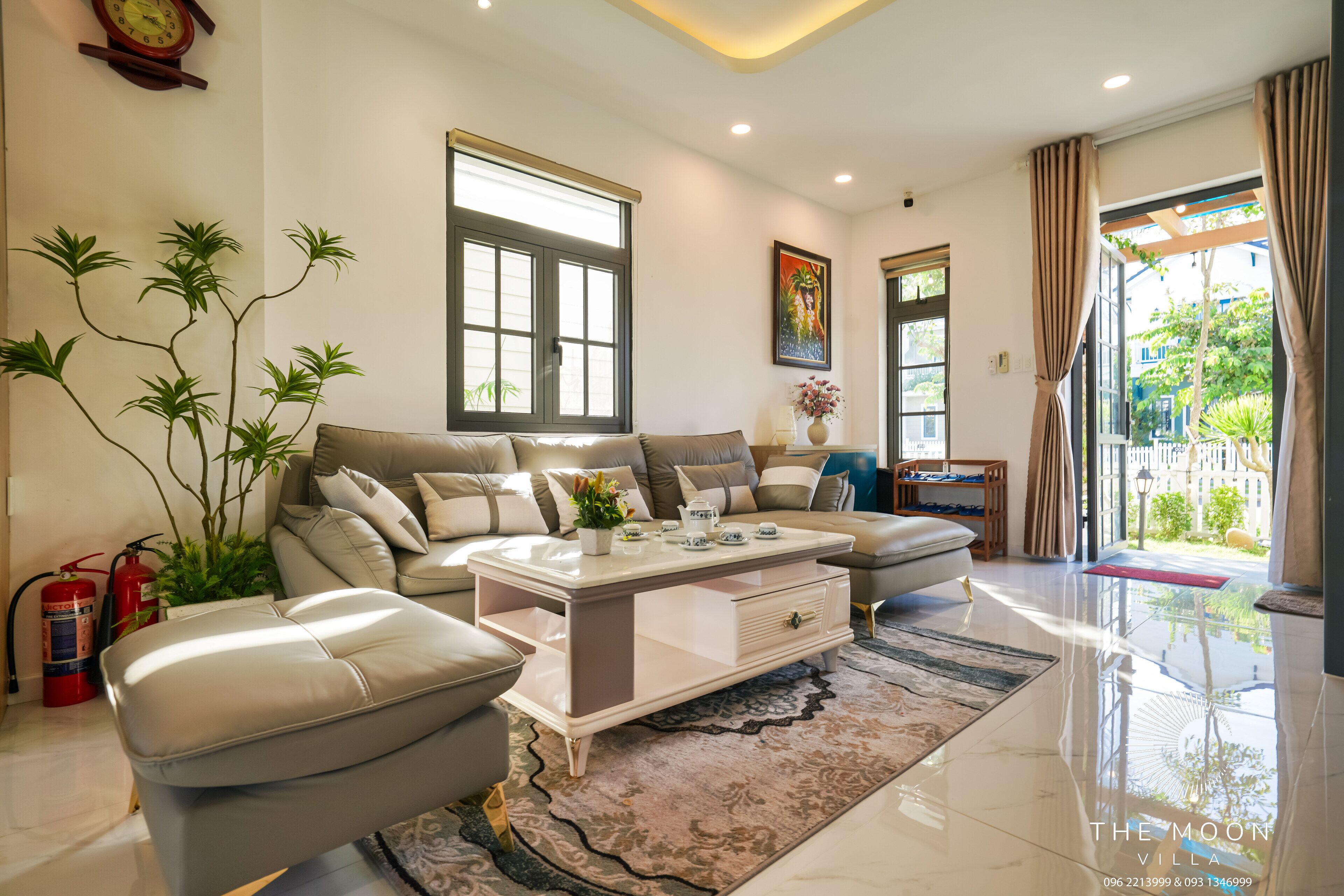 Luxury Villa, Garden View | Living area | 55-inch Smart TV with satellite channels