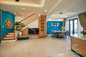 Luxury Villa, Garden View | Living area | 55-inch Smart TV with satellite channels