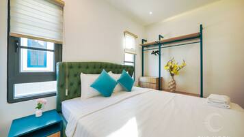 Luxury Villa, Garden View | Egyptian cotton sheets, premium bedding, memory-foam beds, desk
