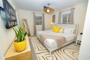 3 soverom, strykejern/-brett, wi-fi og sengetøy