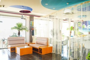 House | Reception