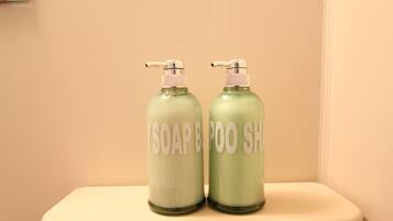 風筒、提供毛巾、番梘、廁紙