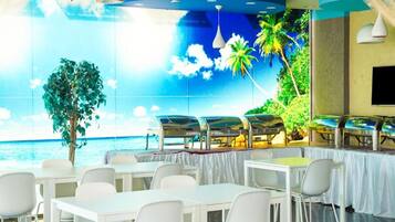House | Dining