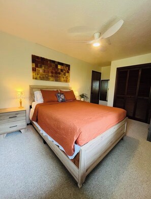 2 bedrooms, desk, free WiFi, bed sheets
