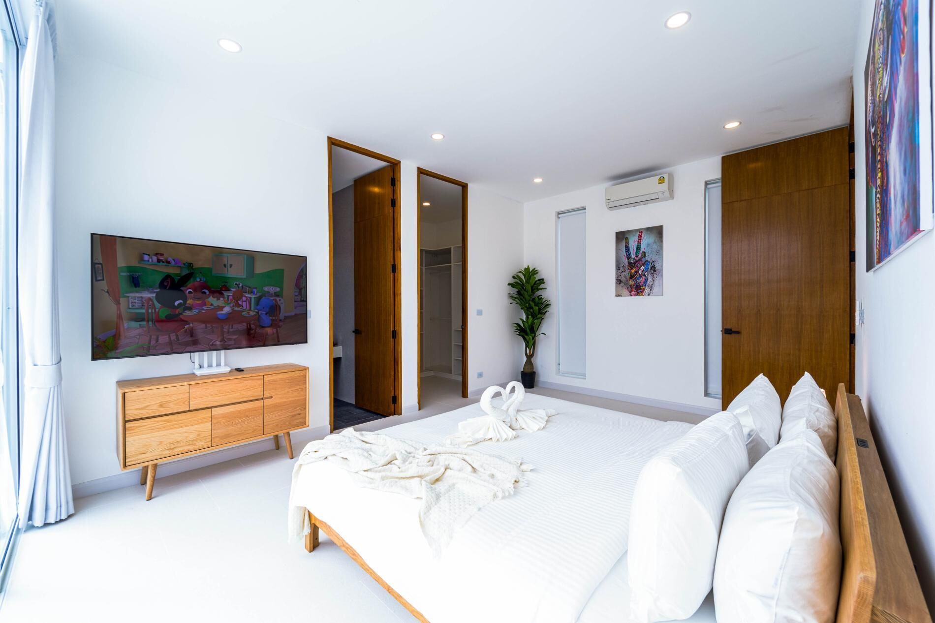 In-room safe, laptop workspace, blackout curtains, iron/ironing board