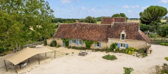 Spacious Farmhouse With Garden in Val de Loire