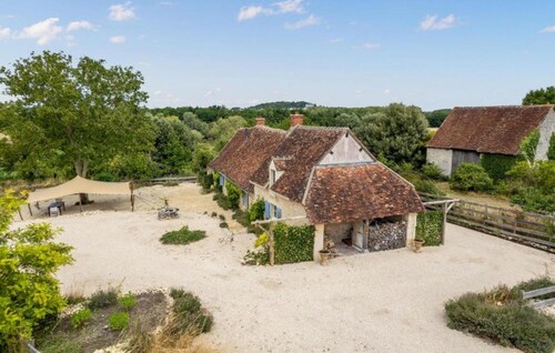 Spacious Chateau With Garden in the Loire Valley
