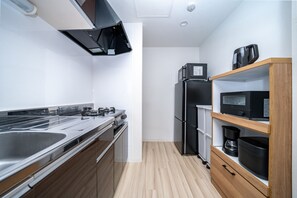 Fridge, microwave, stovetop, rice cooker