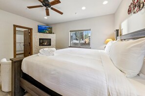 4 bedrooms, iron/ironing board, travel cot, free WiFi