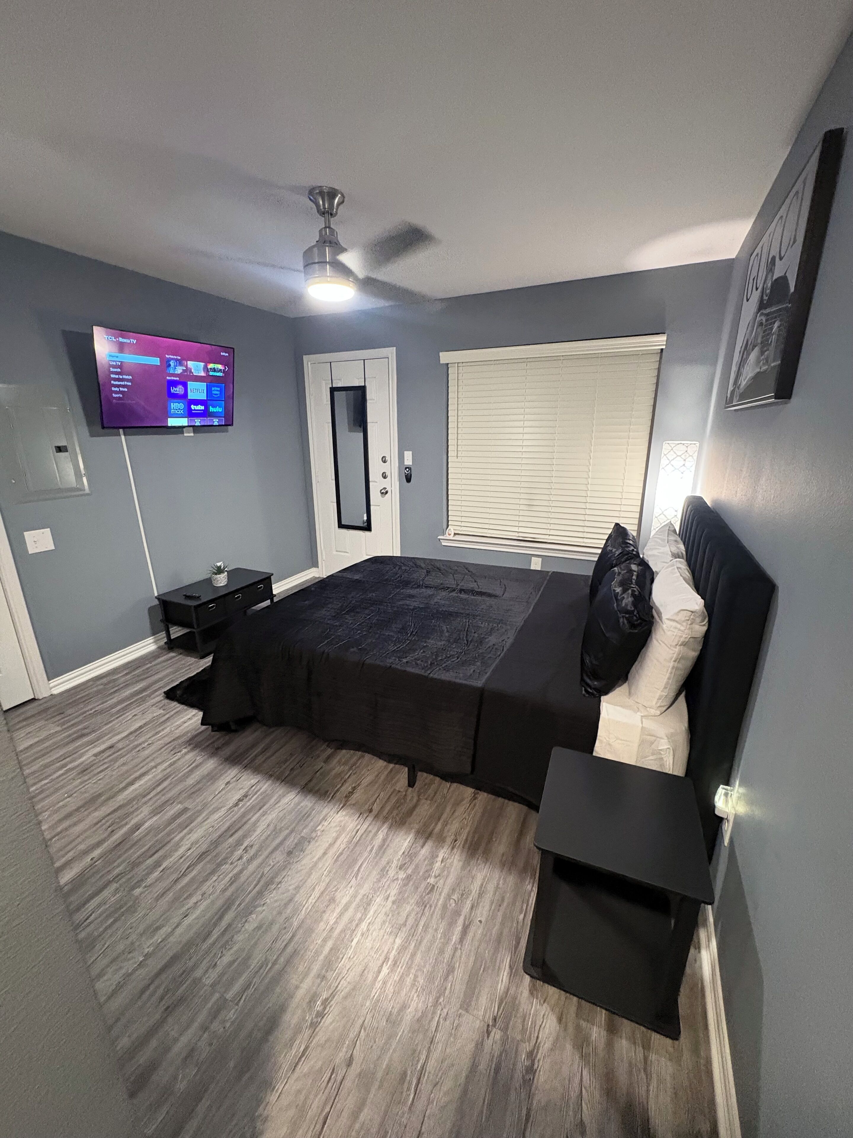 1 soverom, strykejern/-brett, wi-fi og sengetøy