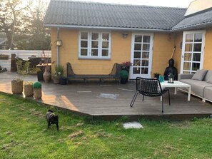 House | Outdoor dining - 5 Star Holiday Home in Lokken (Lokken)