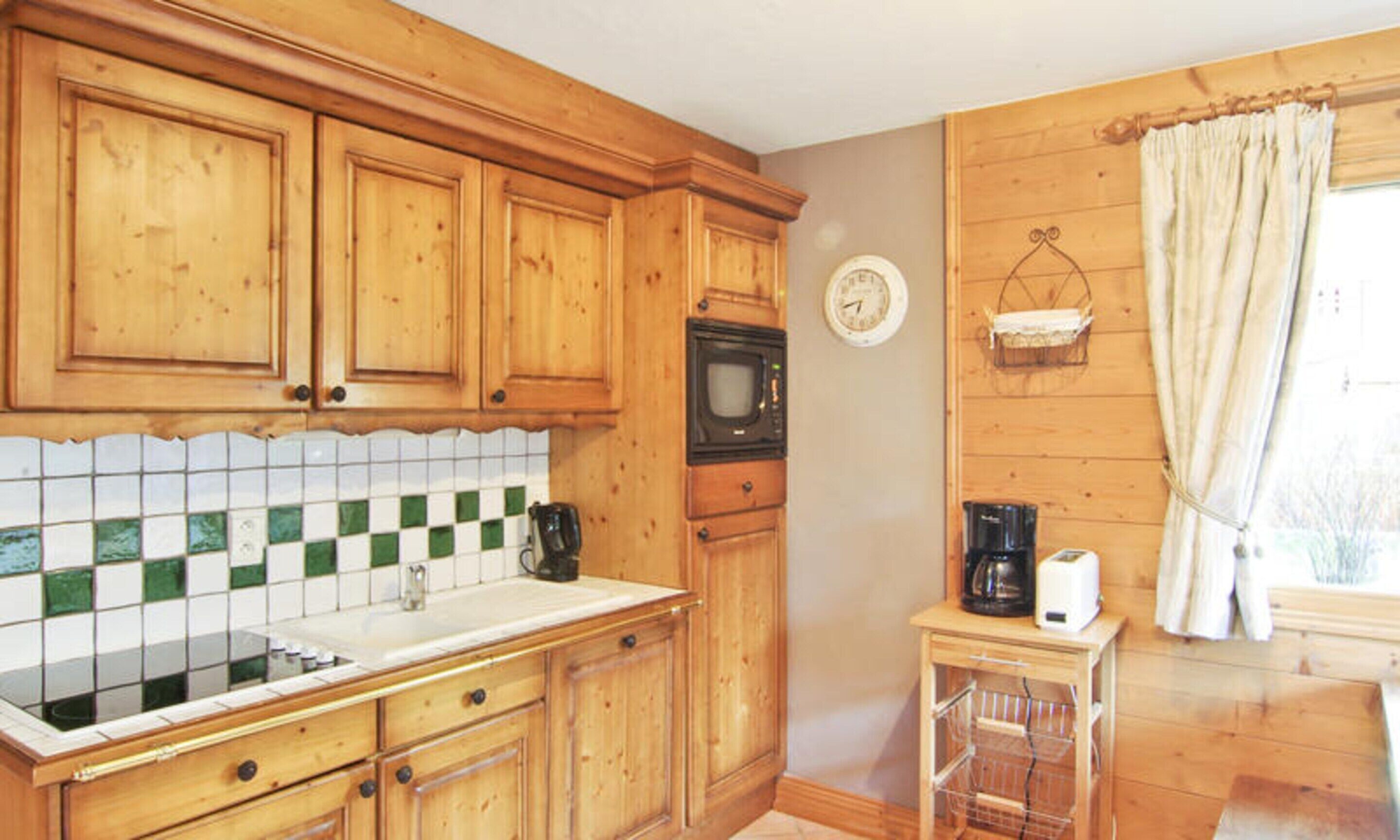 電冰箱、微波爐、洗碗機、咖啡機/沖茶器