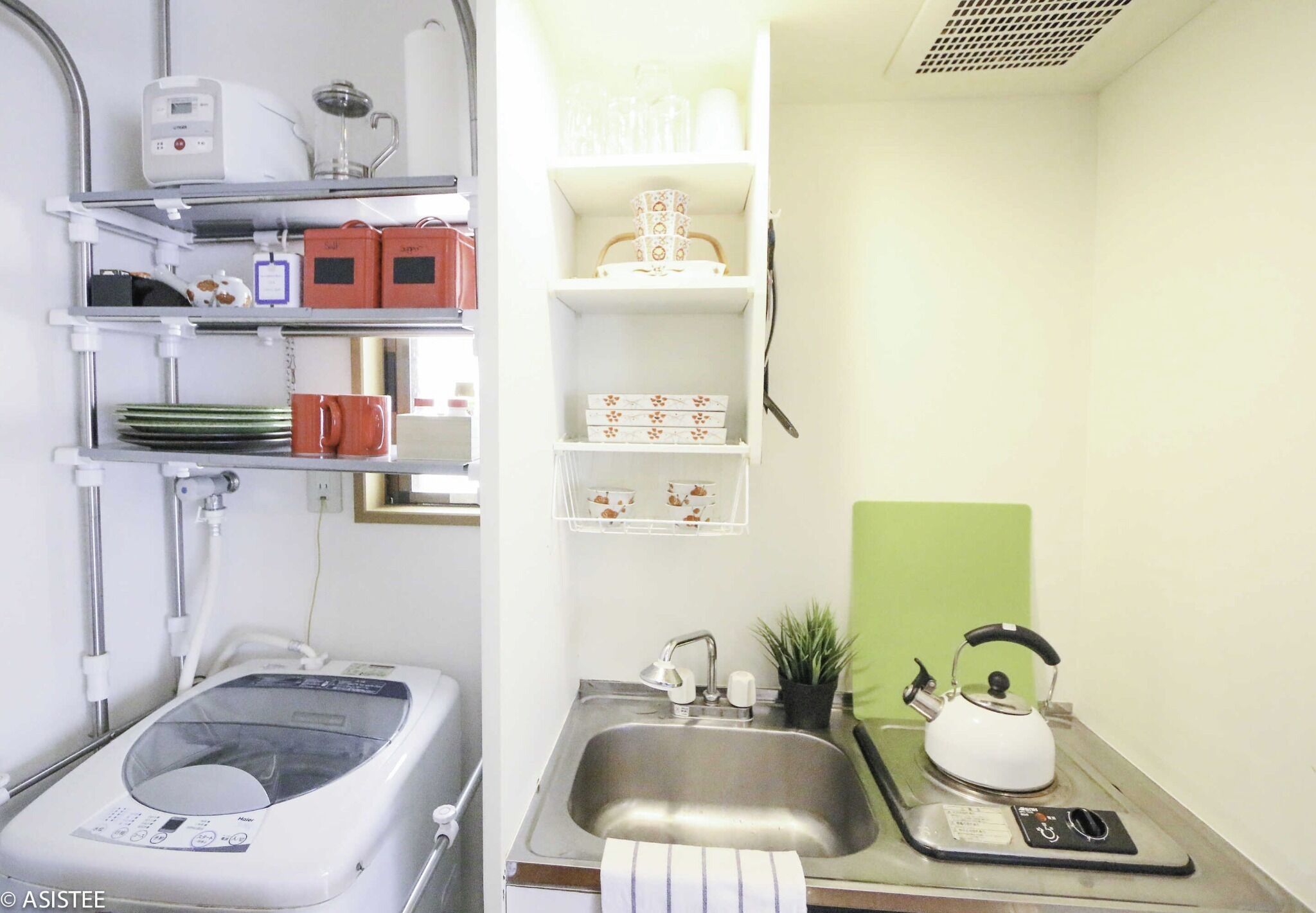 Fridge, microwave, stovetop, cookware/dishes/utensils