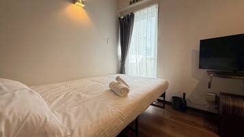 1 bedroom, free WiFi, bed sheets