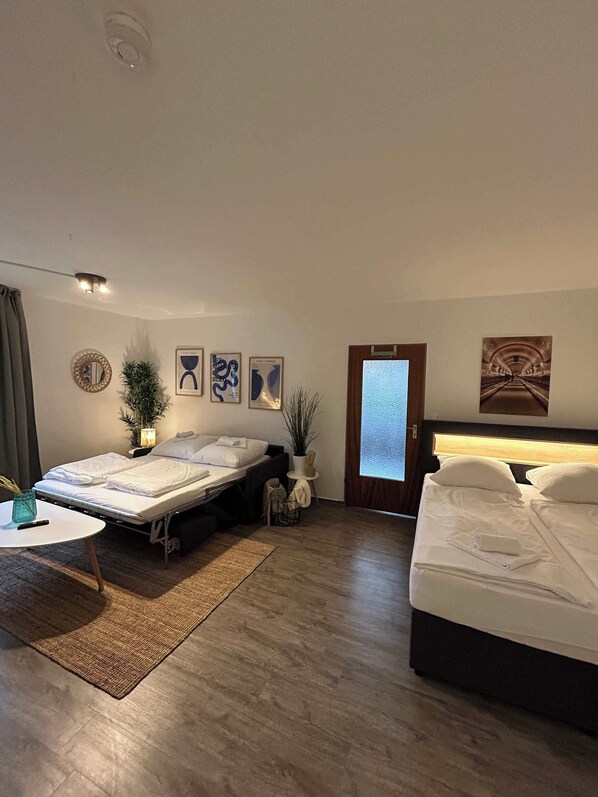 2 Schlafzimmer, Bügeleisen/Bügelbrett, WLAN, Bettwäsche