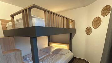 2 Schlafzimmer, Bügeleisen/Bügelbrett, WLAN, Bettwäsche