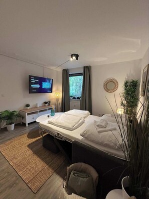 2 Schlafzimmer, Bügeleisen/Bügelbrett, WLAN, Bettwäsche