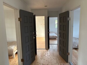 4 habitaciones, wifi gratis y ropa de cama