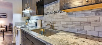 Comfort & Convenience! Apt in Central Soldotna