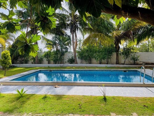 Countryside 3-Bedroom Family Villa with Nature Trails & Modern Comfort