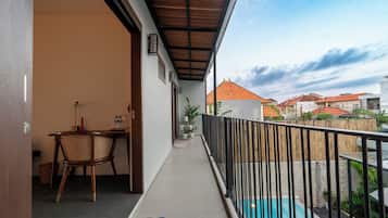 Villa, 4 habitaciones, para no fumadores, alberca privada | Balcón