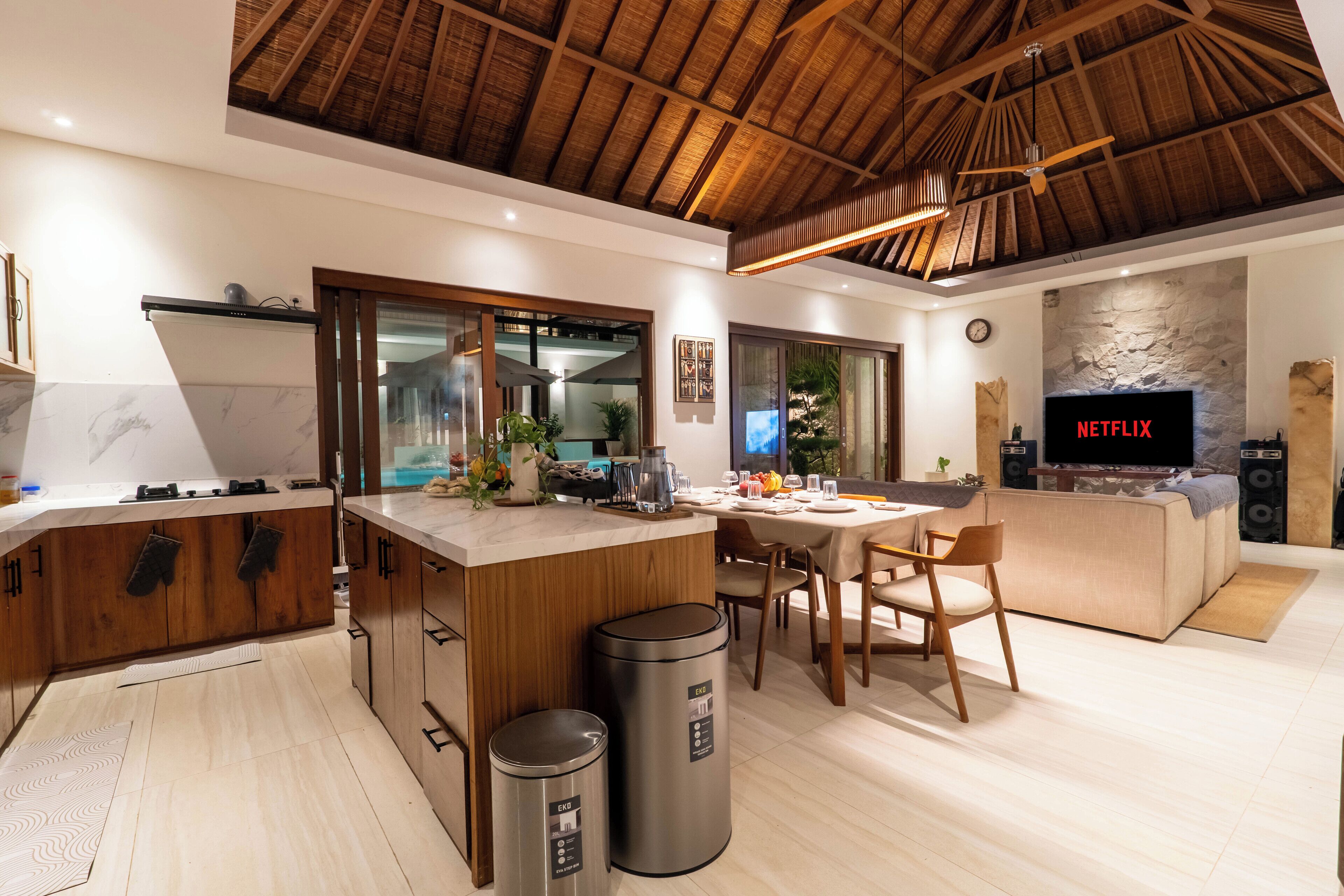 Villa, 4 Bedrooms, Non Smoking, Private Pool | Private kitchen