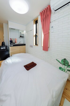 1 bedroom, free WiFi, bed sheets