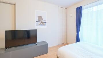 1 bedroom, free WiFi, bed sheets