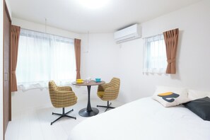 1 bedroom, free WiFi, bed sheets