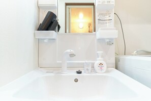Hair dryer, towels