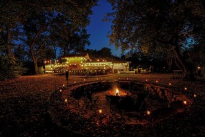 Property grounds - Detached Sauna, Movie Room! Relaxation in Muskegon (Muskegon)