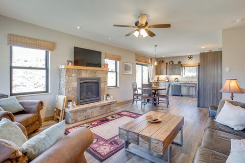 10 Mi to Slopes! Mtn-View Crested Butte Retreat