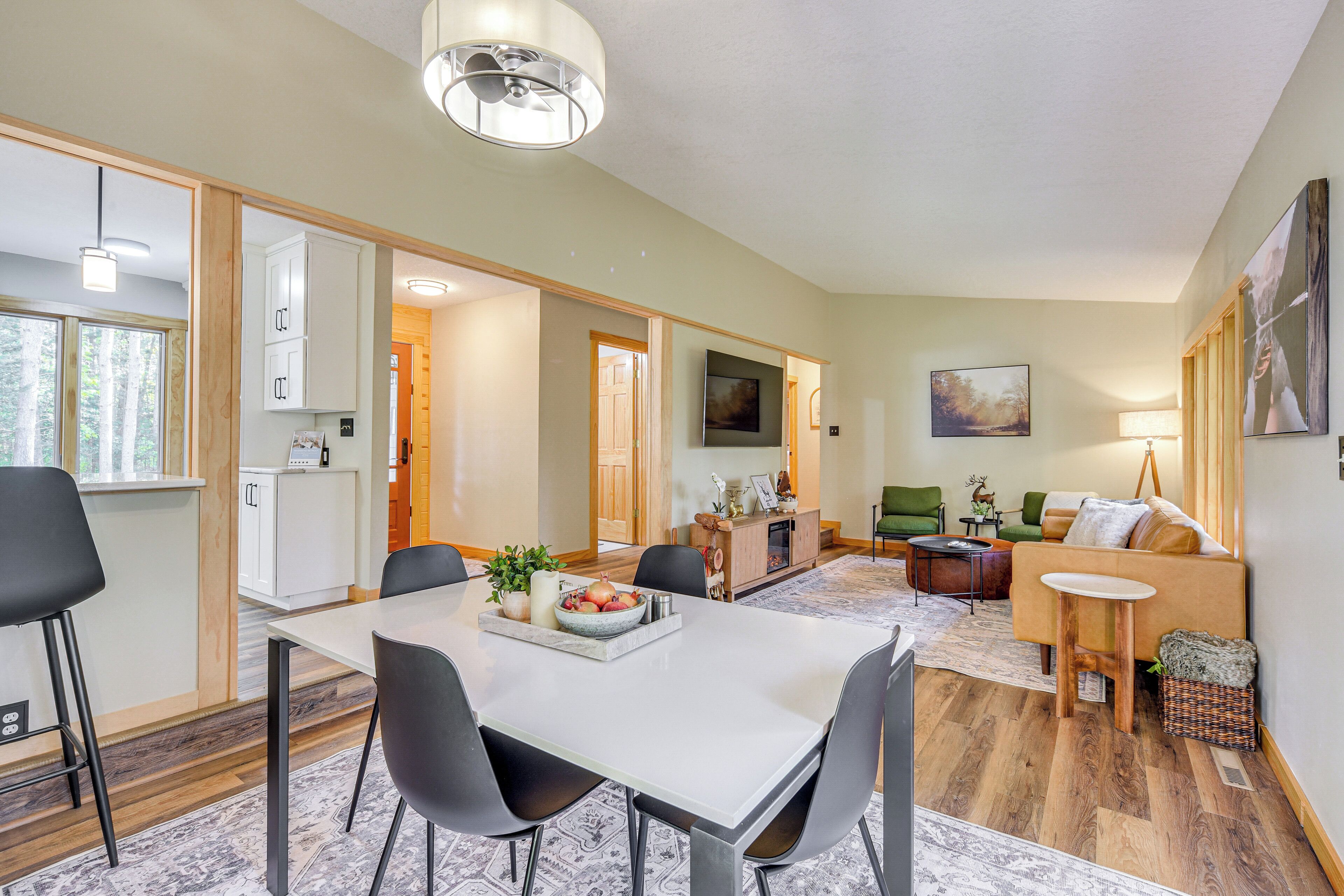 Webster Vacation Rental | 2BR | 1BA | Steps to Enter | 1,008 Sq Ft