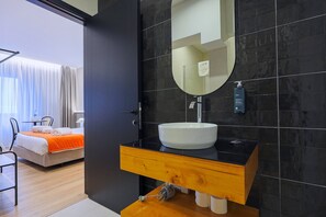 1 bedroom, Internet, bed sheets