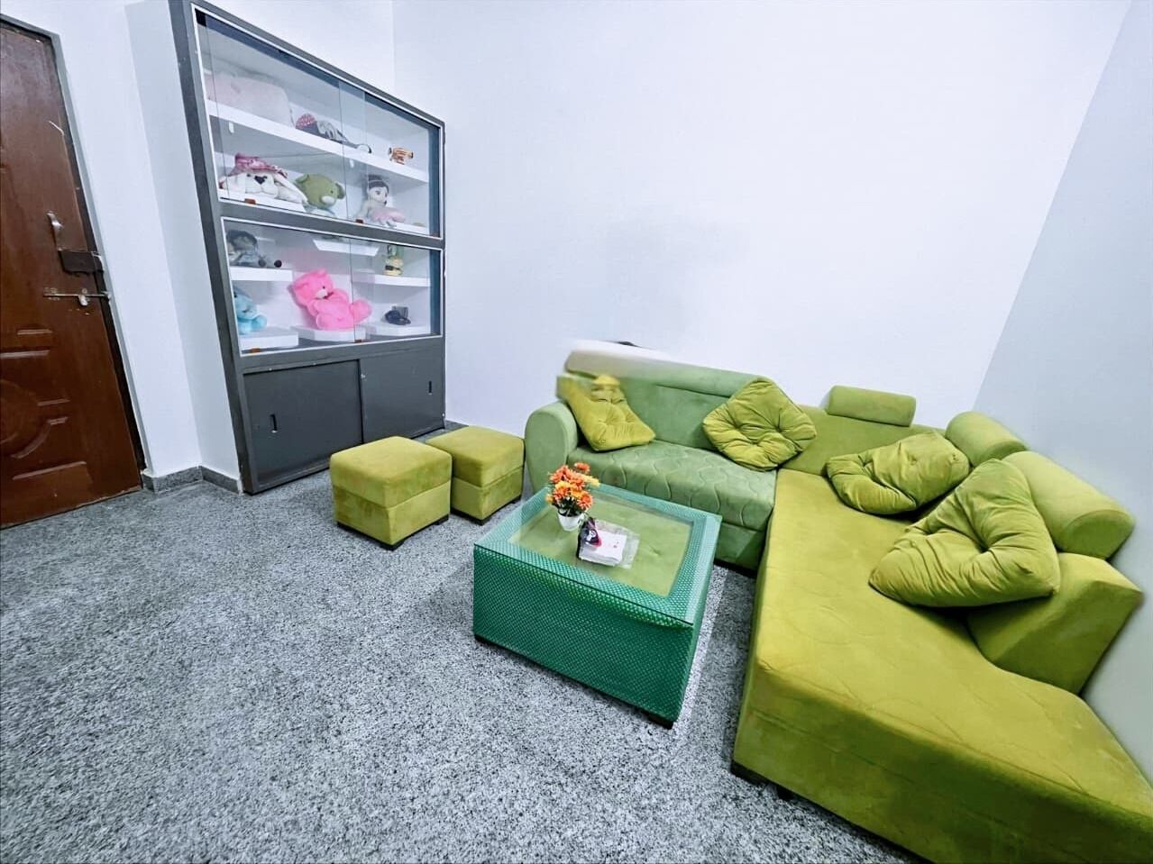 Smart TV 32 pulgadas con canales de televisión digitales