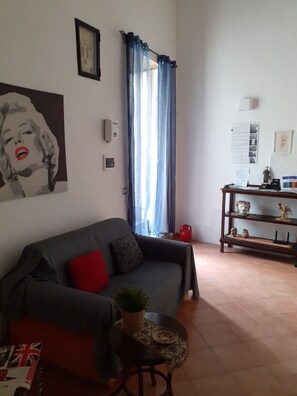 Apartment, 1 Queen-Bett und Schlafsofa, Nichtraucher | Wohnbereich