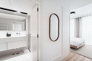 1 chambre, fer et planche à repasser, Wi-Fi gratuit, draps fournis