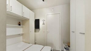 1 室のベッドルーム、インターネット