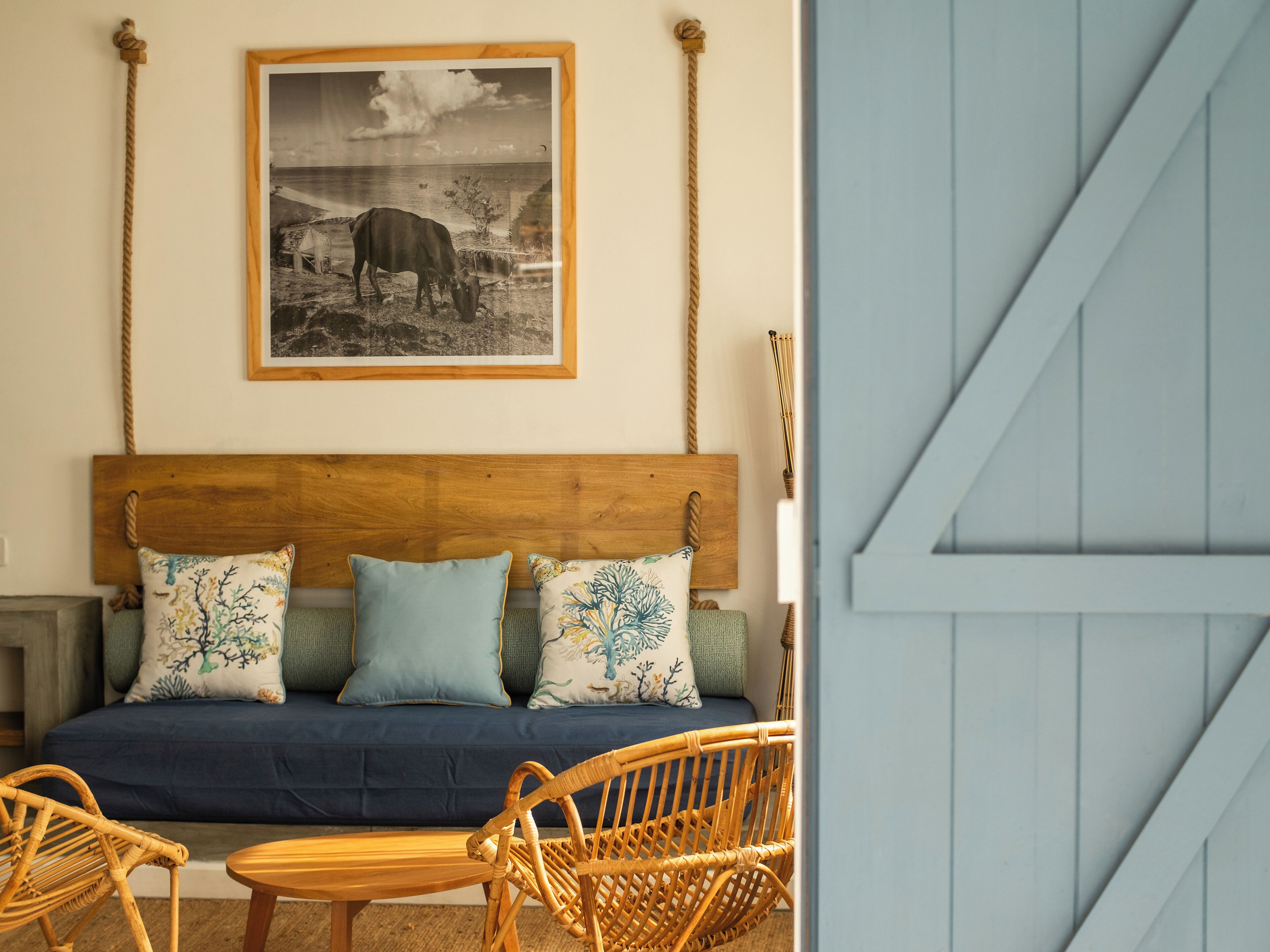 In-room safe, bed sheets