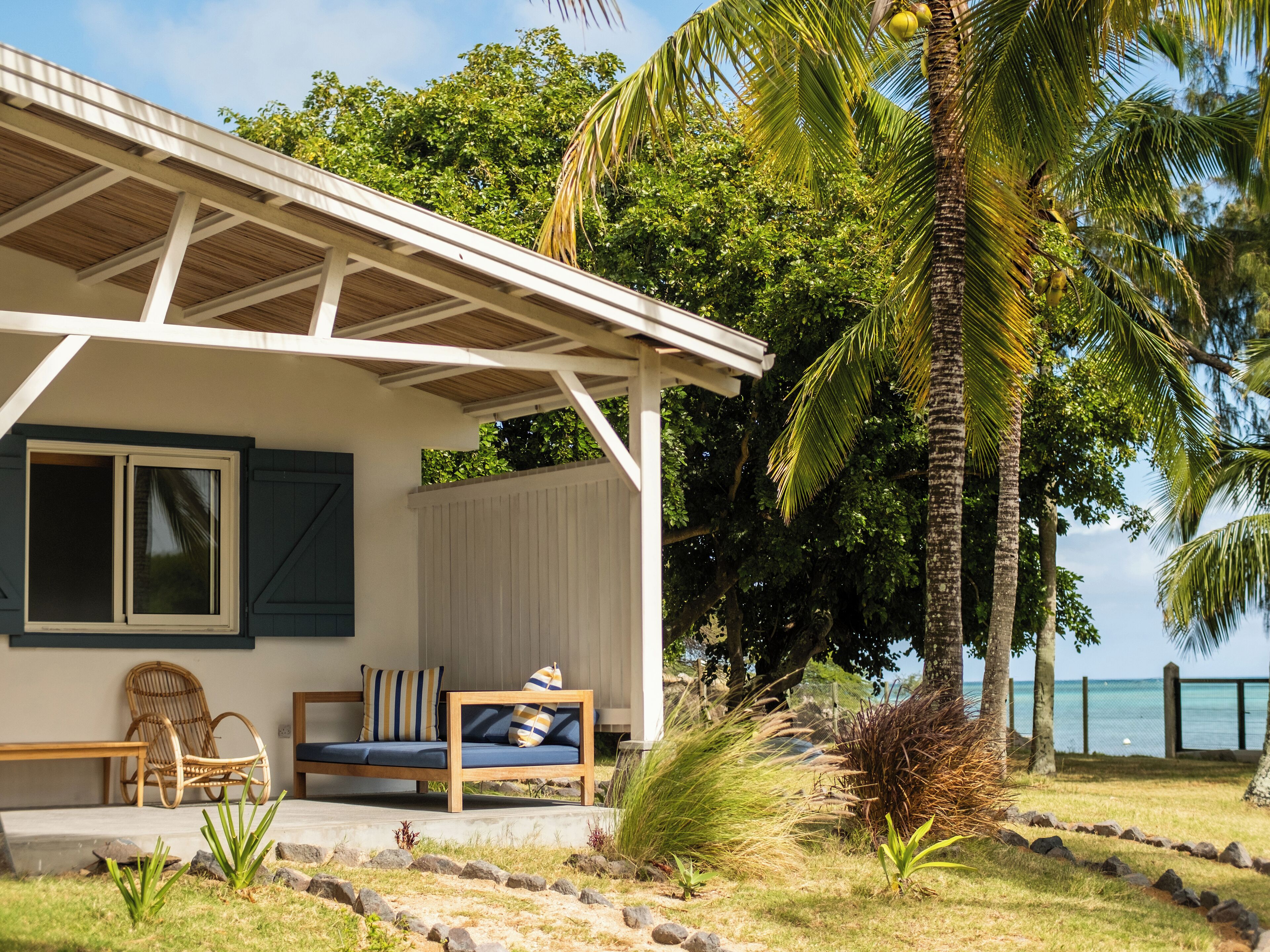 Familiesuite, sjøutsikt | Safe på rommet og sengetøy