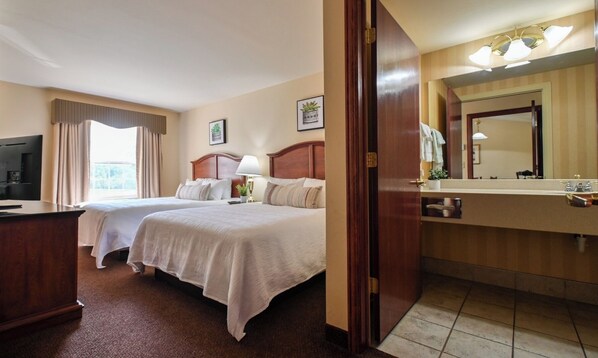 2 bedrooms, iron/ironing board, free WiFi, bed sheets