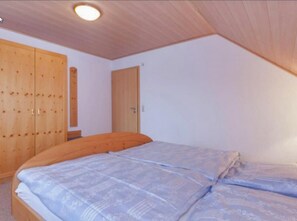 2 間睡房、上網