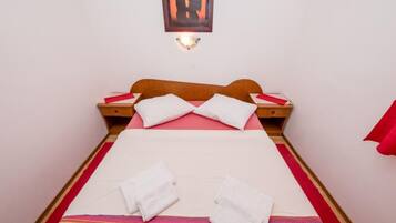 Apartment (Two Bedroom Apartment with Terrace (1) | 6 bedrooms, cots/infant beds, free WiFi