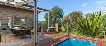 Laker Retreat - Point Lonsdale
